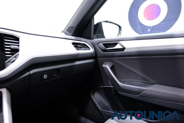 VOLKSWAGEN T-Roc usata, con Specchietti laterali elettrici