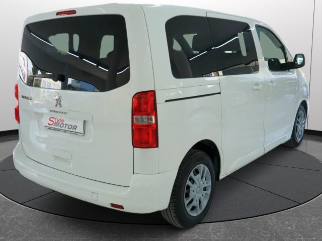PEUGEOT Traveller usata 21