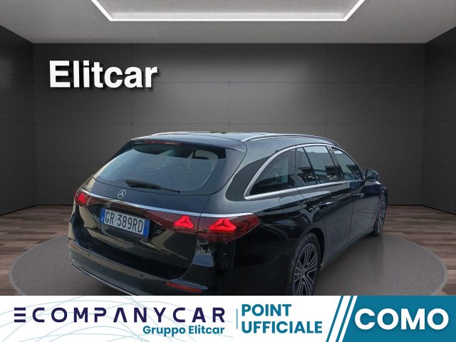 MERCEDES-BENZ E 220 usata, con Cerchi in lega