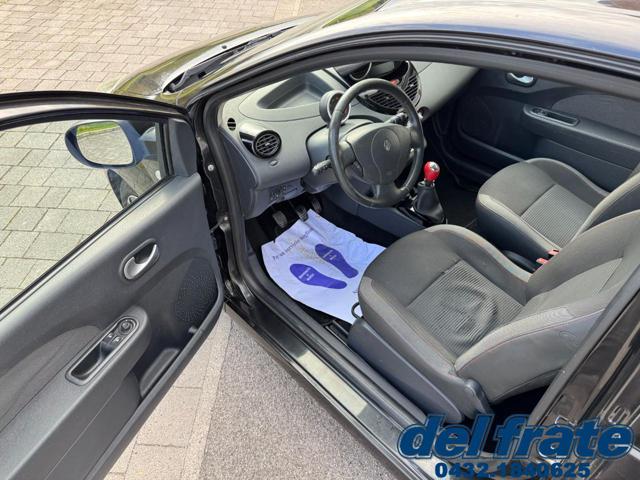 RENAULT Twingo usata, con Chiusura centralizzata