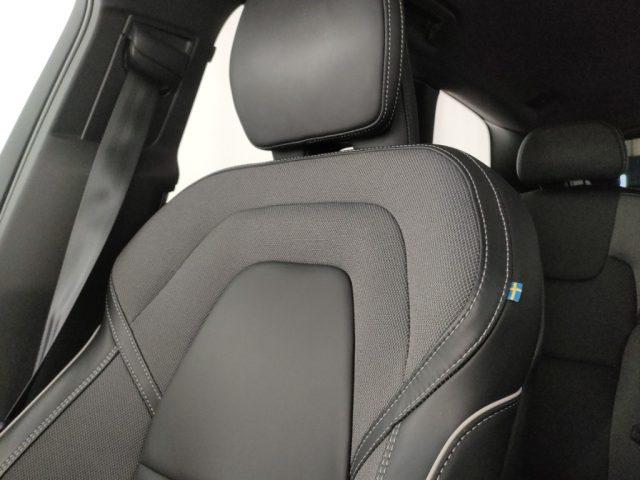 VOLVO XC60 usata, con Sedile posteriore sdoppiato