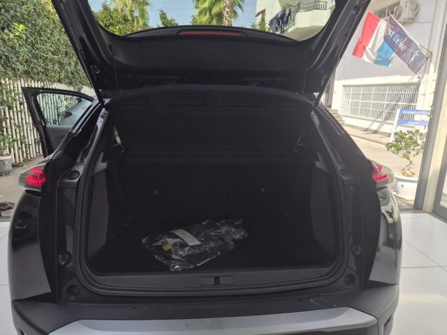 PEUGEOT 2008 usata, con Sistema di navigazione