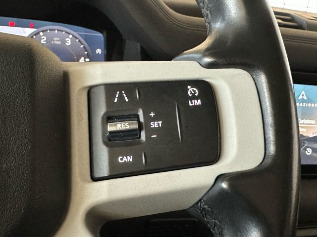 LAND ROVER Defender usata, con Cruise Control