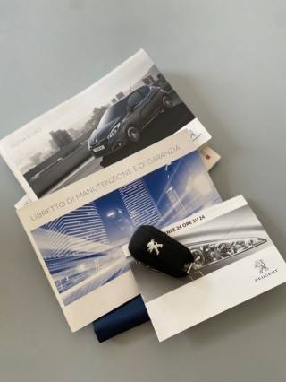 PEUGEOT 208 usata, con Sensore di luce