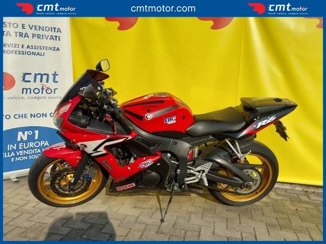 YAMAHA YZF R6 usata 3