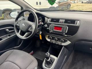 KIA Rio usata, con Autoradio