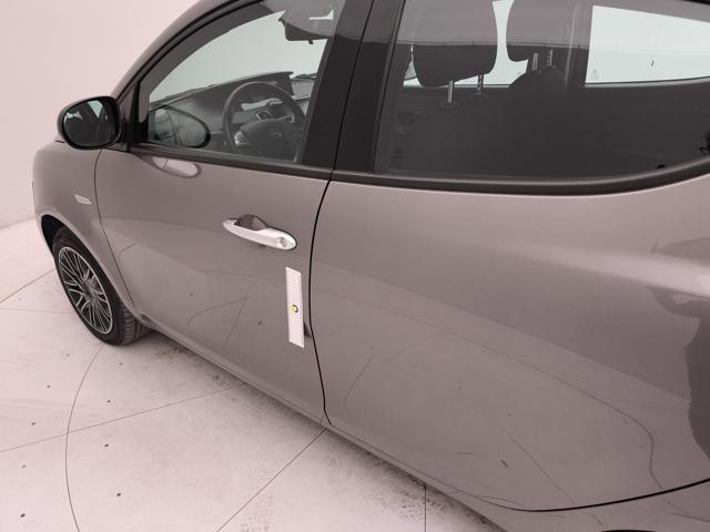 LANCIA Ypsilon usata 43