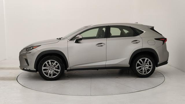 LEXUS NX 300h usata, con Airbag