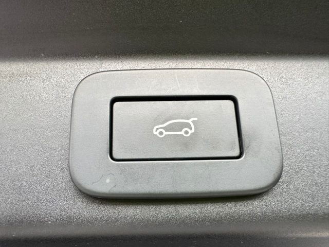 LAND ROVER Range Rover Sport usata, con Park Distance Control