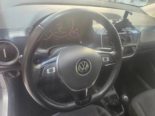 VOLKSWAGEN up! usata, con Cruise Control