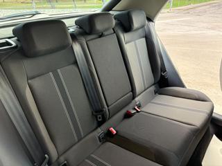 VOLKSWAGEN T-Roc usata, con USB
