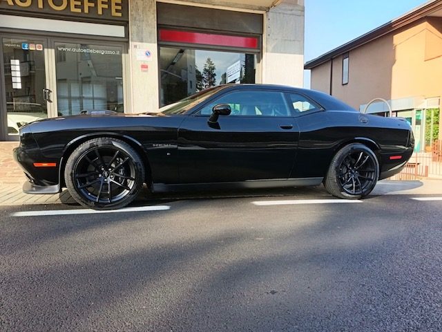 DODGE Challenger usata, con ABS