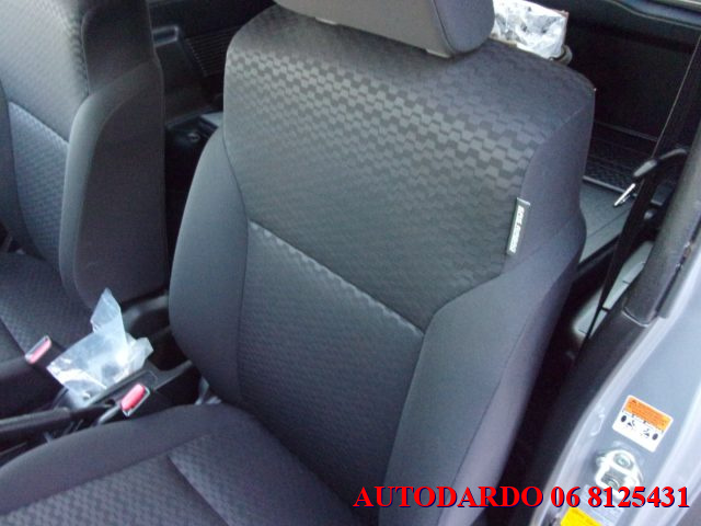 SUZUKI Jimny usata, con Servosterzo