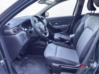 DACIA Duster usata 9