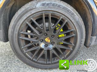 PORSCHE Cayenne usata 24