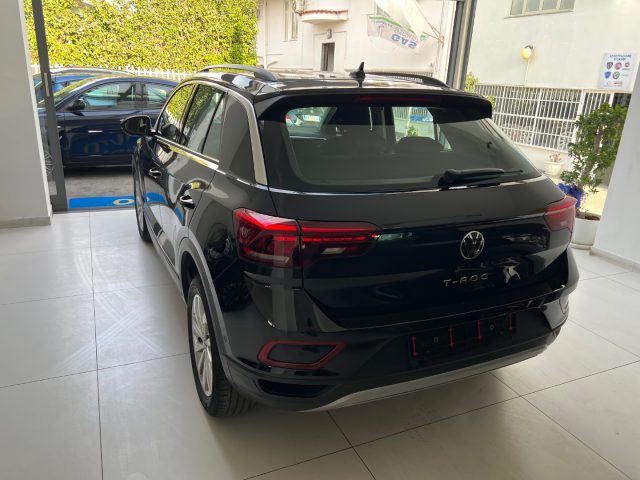 VOLKSWAGEN T-Roc usata, con Alzacristalli elettrici