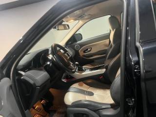 LAND ROVER Range Rover Evoque usata, con Autoradio