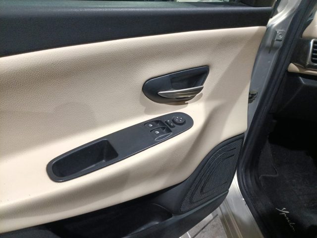 LANCIA Ypsilon usata, con Servosterzo