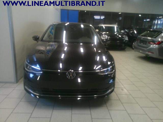 VOLKSWAGEN Golf usata, con Autoradio