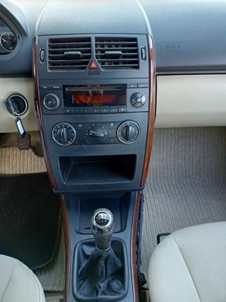 MERCEDES-BENZ A 150 usata, con Chiusura centralizzata