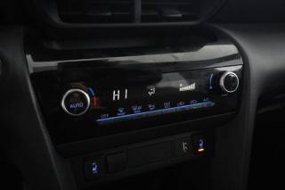 TOYOTA Yaris Cross usata 16