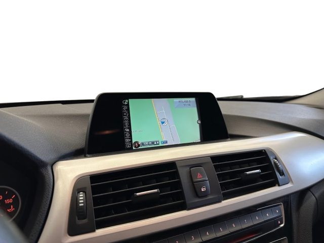 BMW 320 usata, con Controllo automatico clima