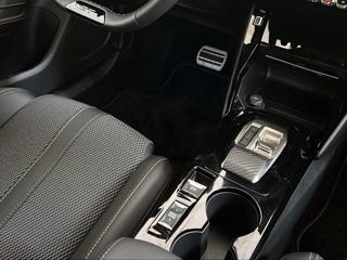 PEUGEOT 2008 usata, con Touch screen