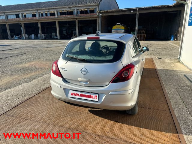 OPEL Corsa usata, con Airbag Passeggero