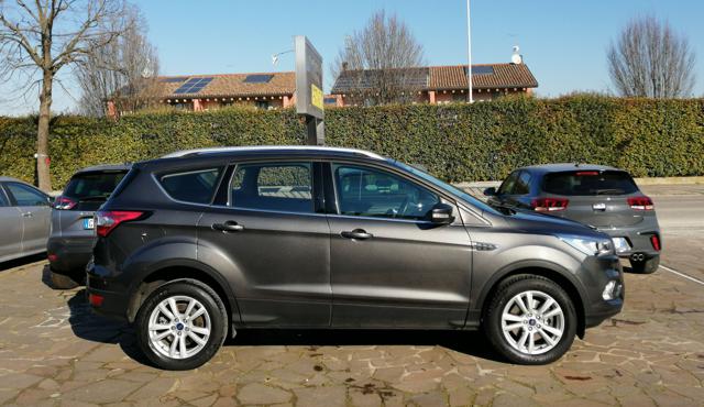FORD Kuga usata, con Autoradio