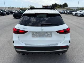 MERCEDES-BENZ GLA 200 usata, con Airbag Passeggero
