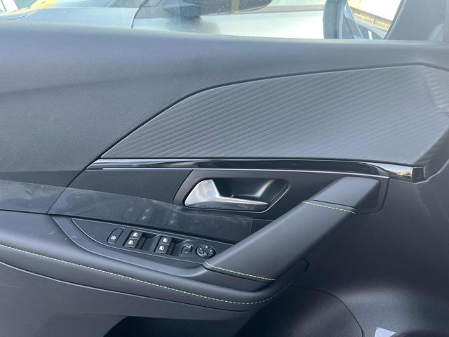 PEUGEOT 208 usata, con Climatizzatore