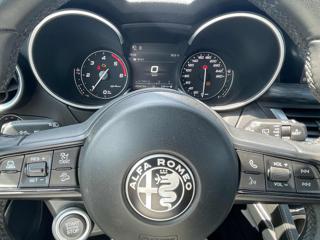 ALFA ROMEO Stelvio usata, con Sensore di luce