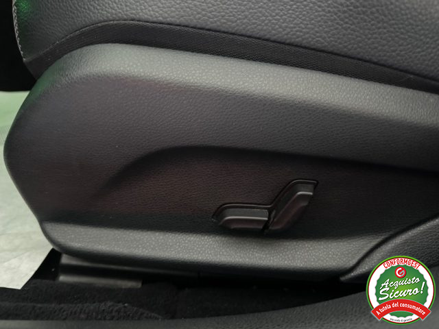 MERCEDES-BENZ C 220 usata, con Interni in pelle