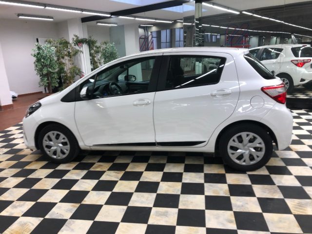 TOYOTA Yaris usata, con Controllo trazione