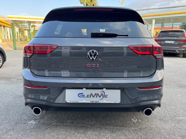 VOLKSWAGEN Golf usata, con Autoradio