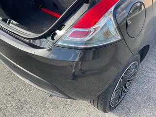 LANCIA Ypsilon usata, con Park Distance Control