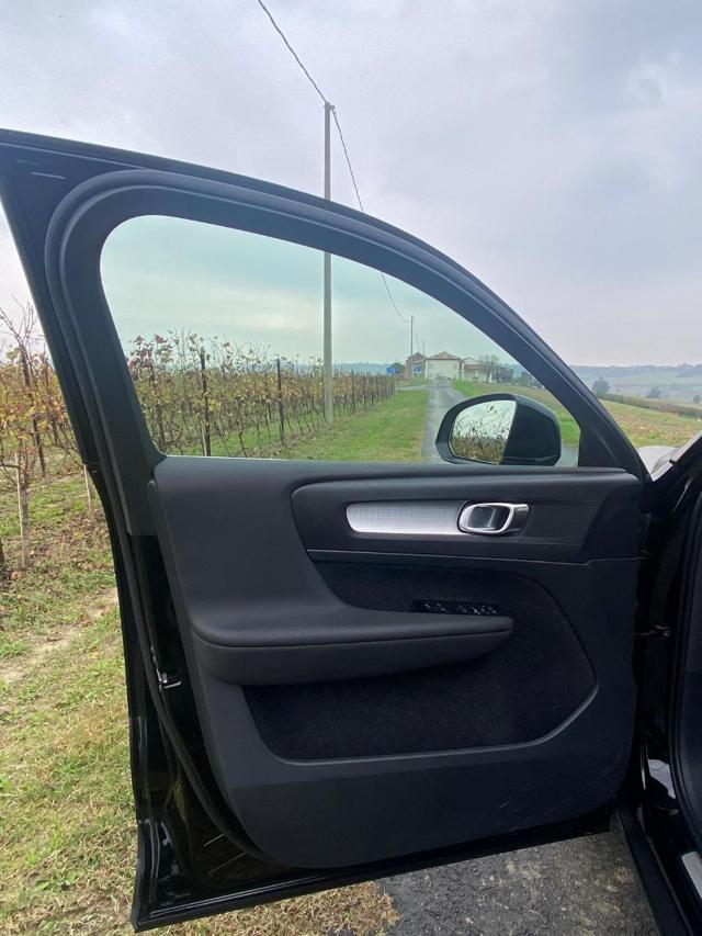 VOLVO XC40 usata, con Interni in pelle