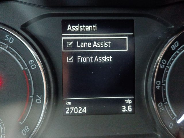 SKODA Kamiq usata, con Controllo elettronico della corsia