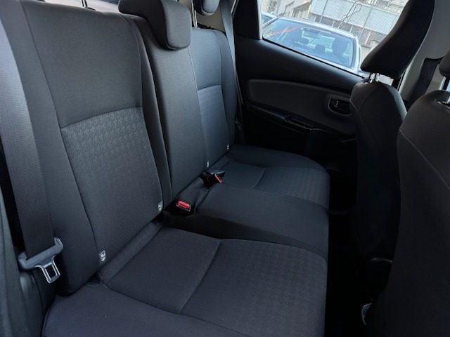 TOYOTA Yaris usata, con Lettore CD