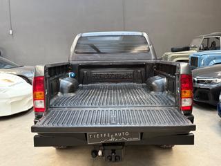 TOYOTA Hilux usata, con Bluetooth