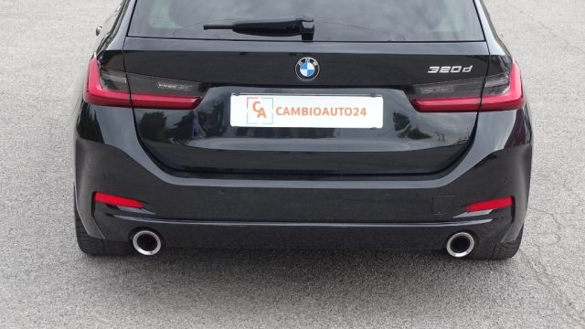 BMW 320 usata, con Sensori di parcheggio anteriori