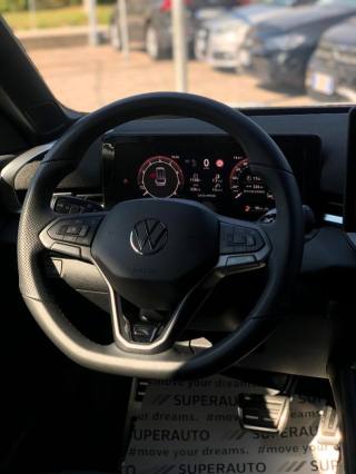 VOLKSWAGEN T-Roc usata, con Sospensioni sportive