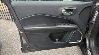 JEEP Compass usata, con Sedili riscaldati