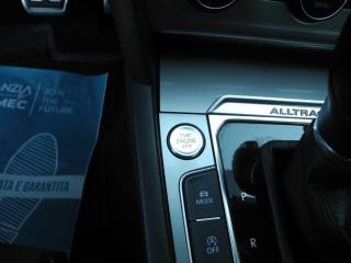 VOLKSWAGEN Passat Alltrack usata, con MP3