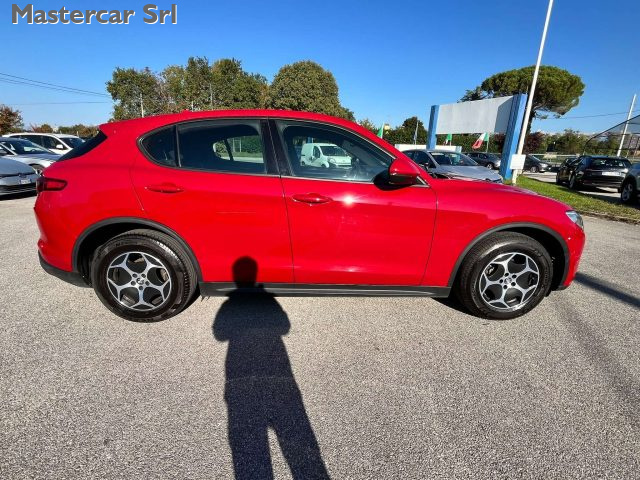 ALFA ROMEO Stelvio usata, con Chiusura centralizzata