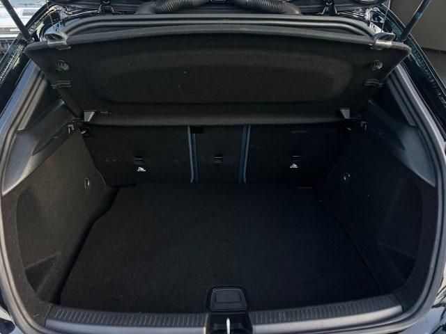 MERCEDES-BENZ A 160 usata, con Controllo automatico clima