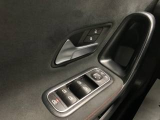 MERCEDES-BENZ A 180 usata, con Fari LED