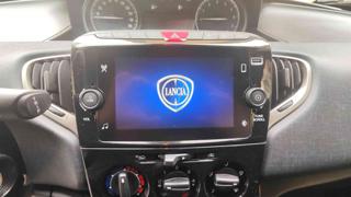 LANCIA Ypsilon usata, con Park Distance Control