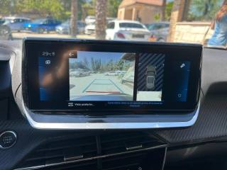 PEUGEOT 2008 usata, con Cruise Control