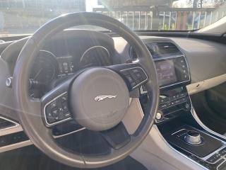 JAGUAR XE usata, con ESP